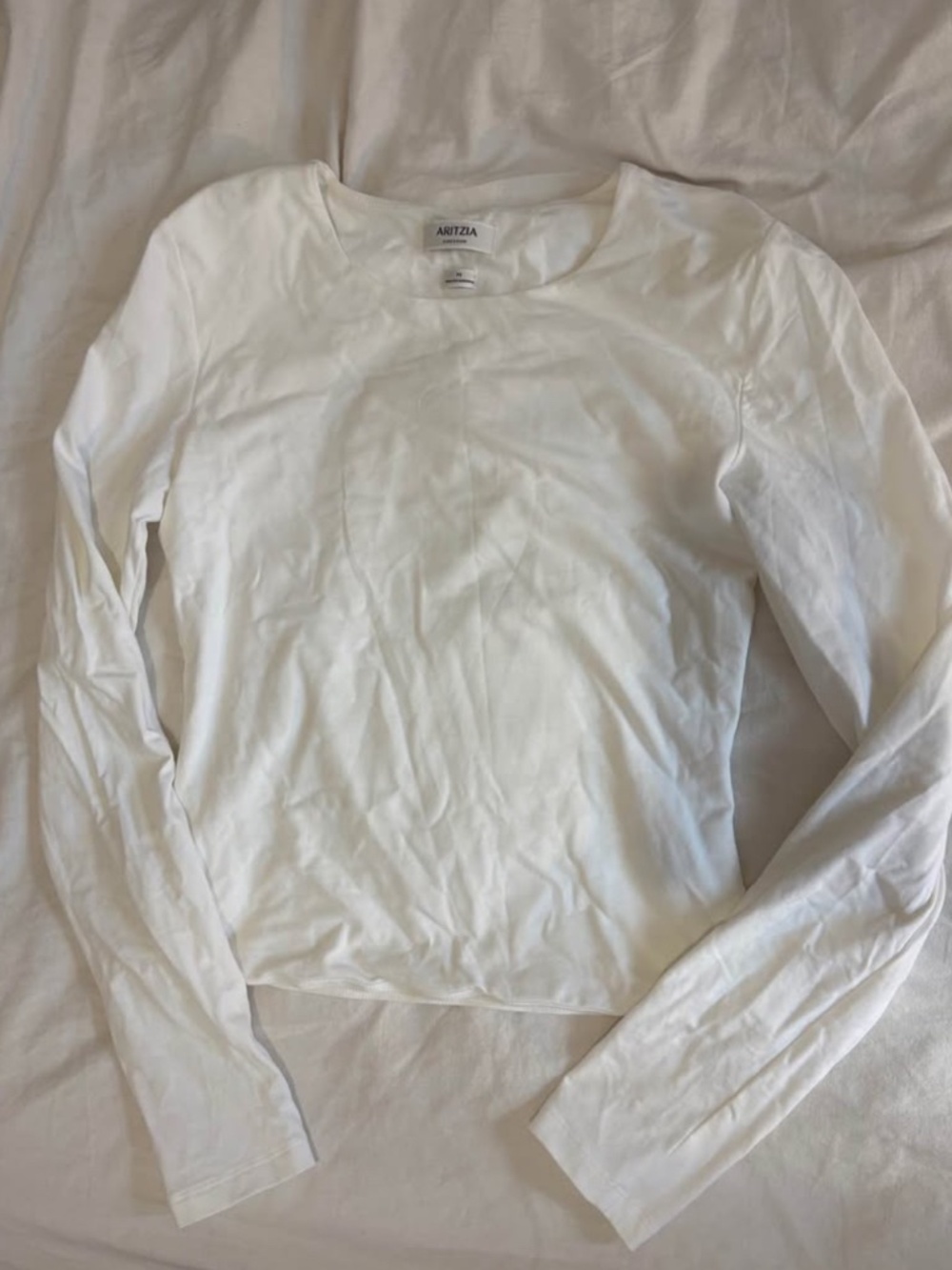 Aritzia contour long sleeve - LIKE NEW